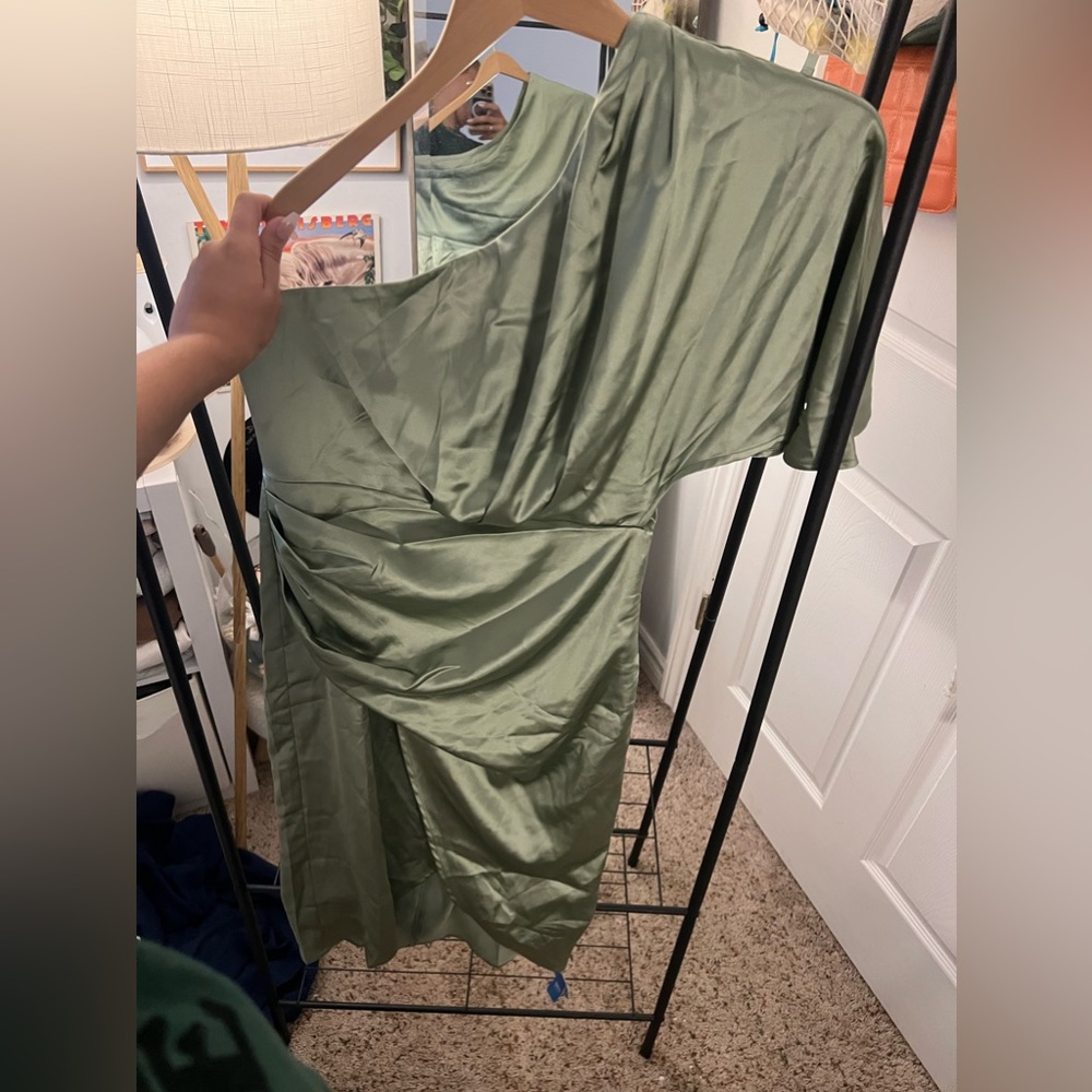 satin green one shoulder dress